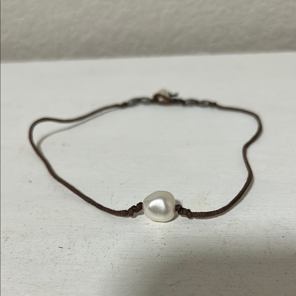 White Pearl Choker